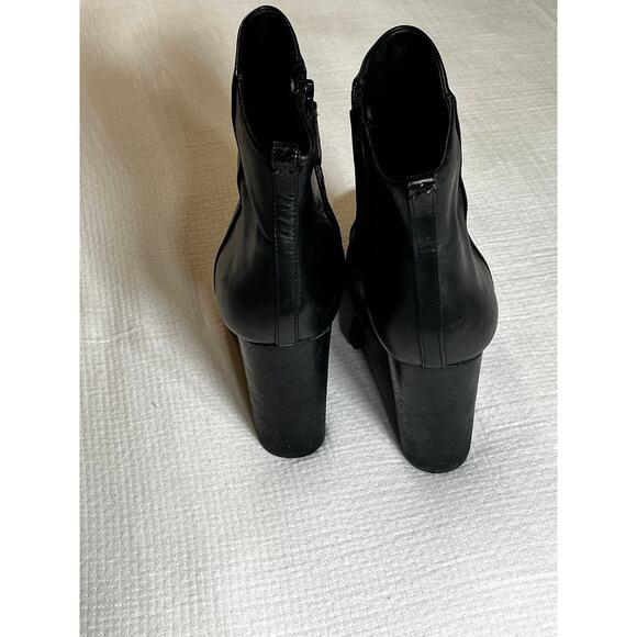 Tory Burch Black Leather 4" Heel Boots Women's Size 10M - Picture 5 of 8